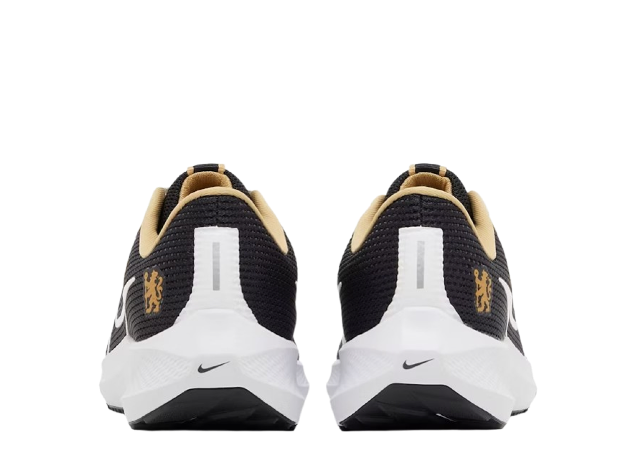 Nike Pegasus 40 Chelsea FC - photo 3