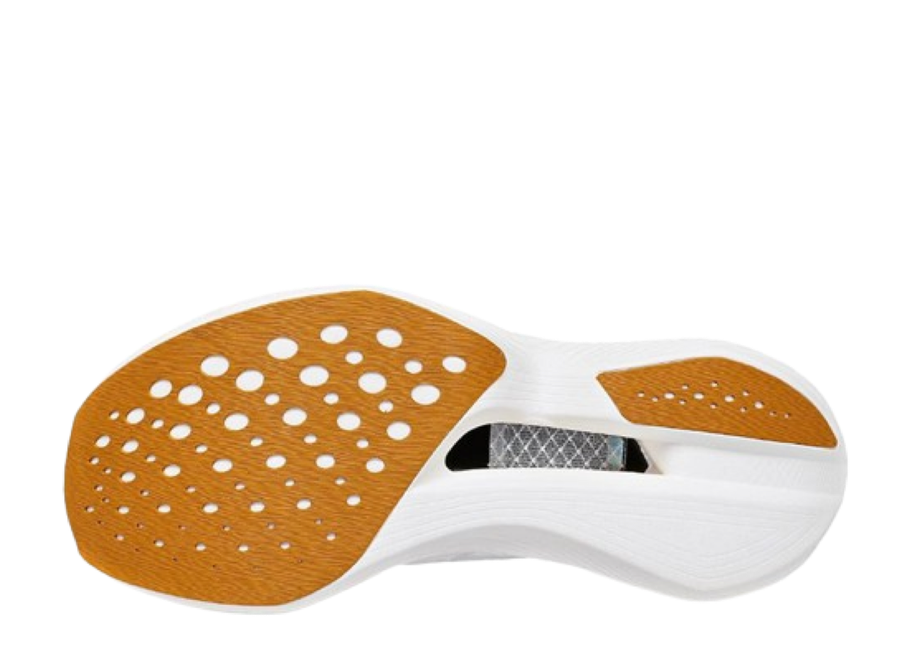 Saucony Endorphin Elite White Gold - photo 3
