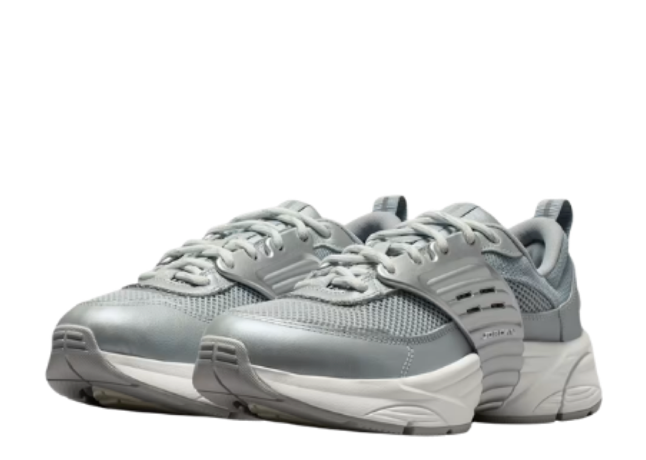 Air Jordan Trunner O/S Swan Wolf Grey Silver (Women's) - photo 2