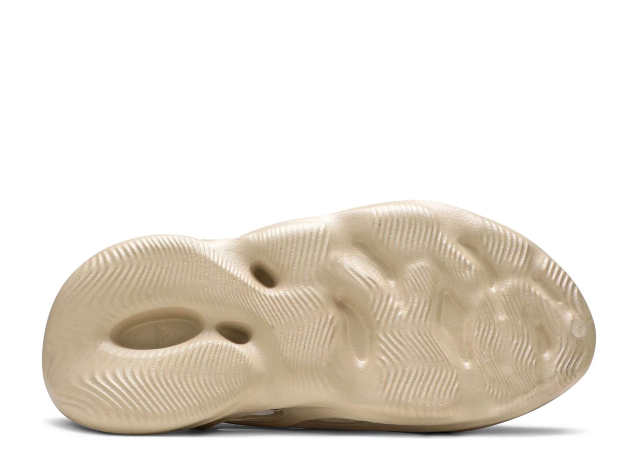 Yeezy Foam RNNR Sand - photo 4