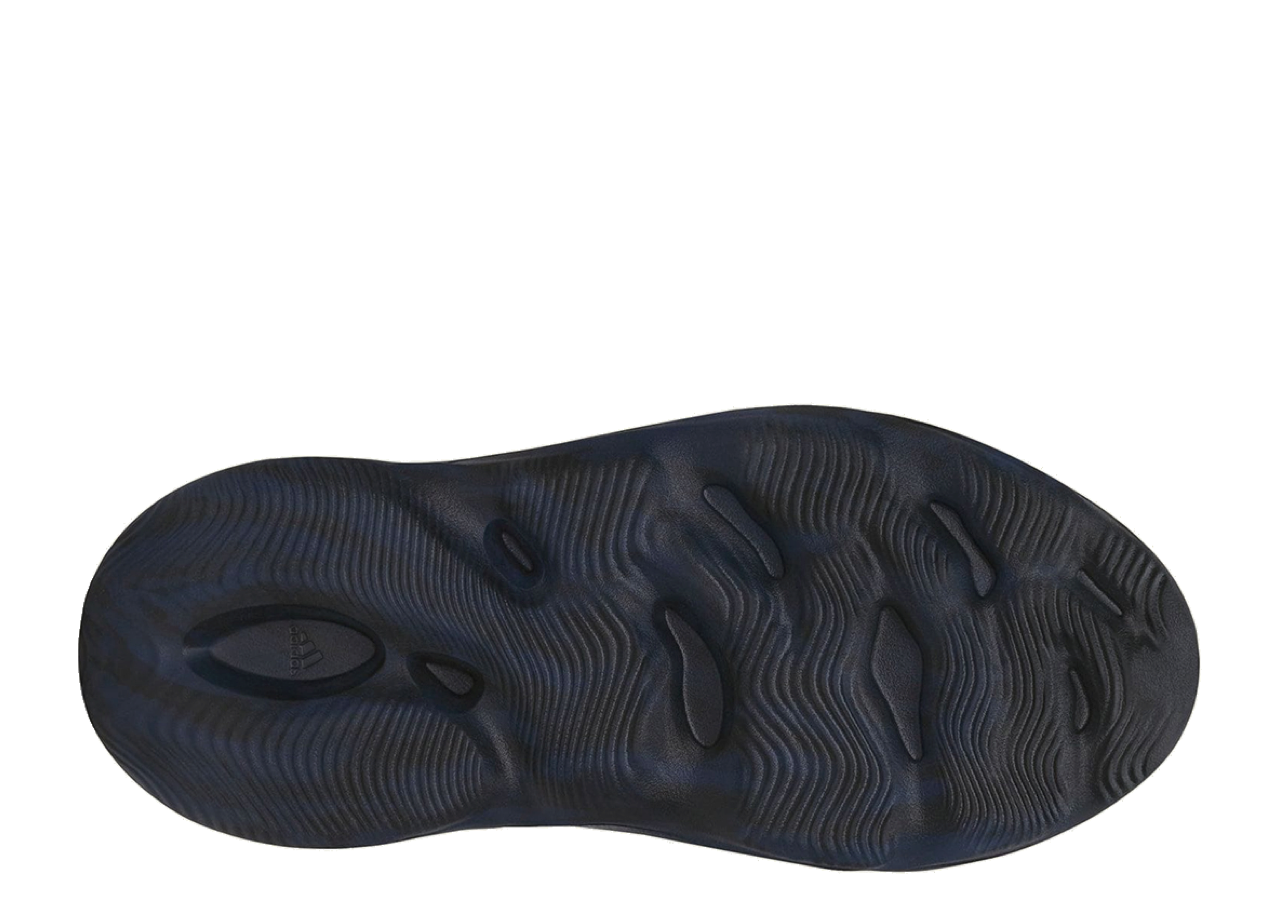 Yeezy Foam RNNR Mineral Blue - photo 4