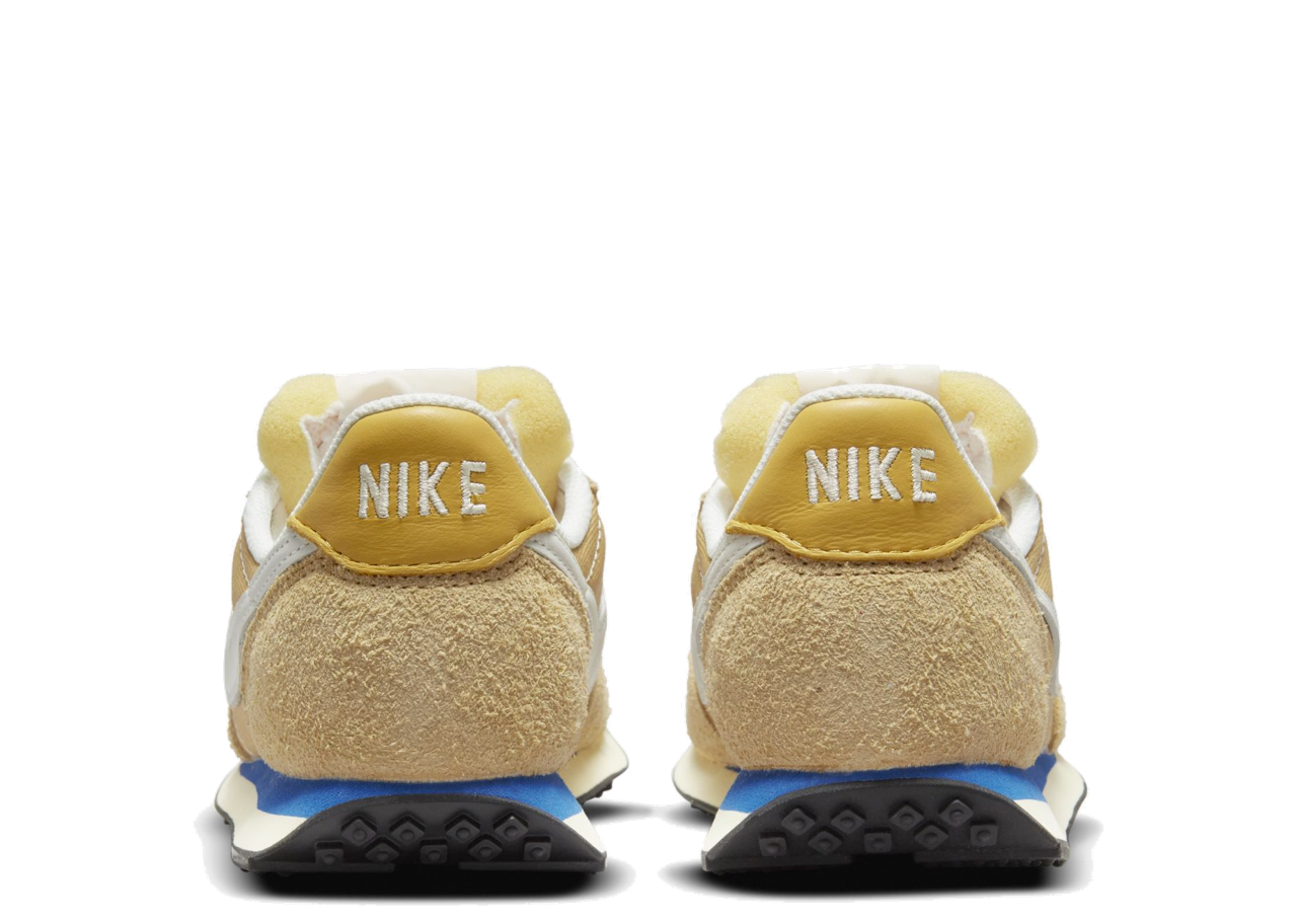 Nike Waffle Trainer 2 Warm Core (Women's) - photo 3