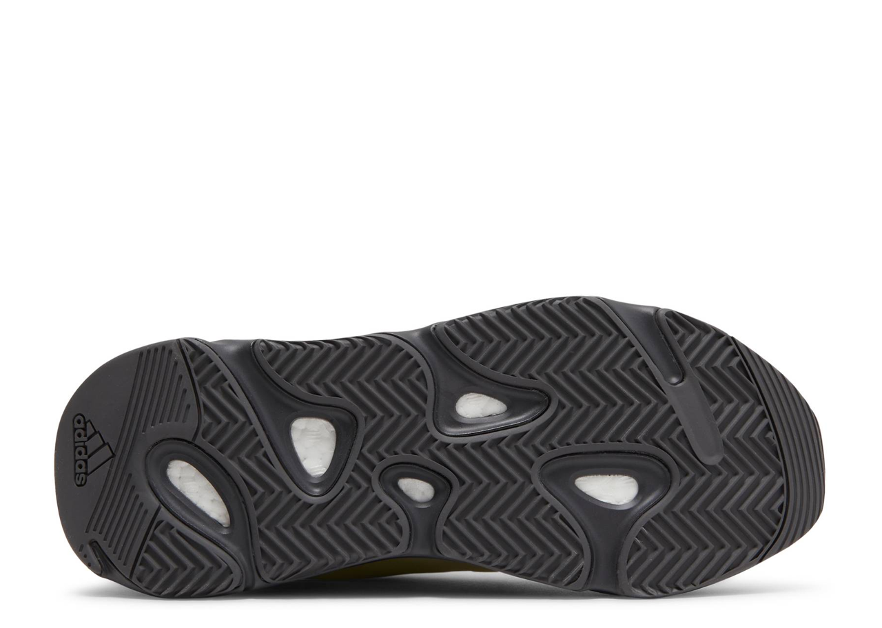 Yeezy Boost 700 MNVN Resin - photo 4