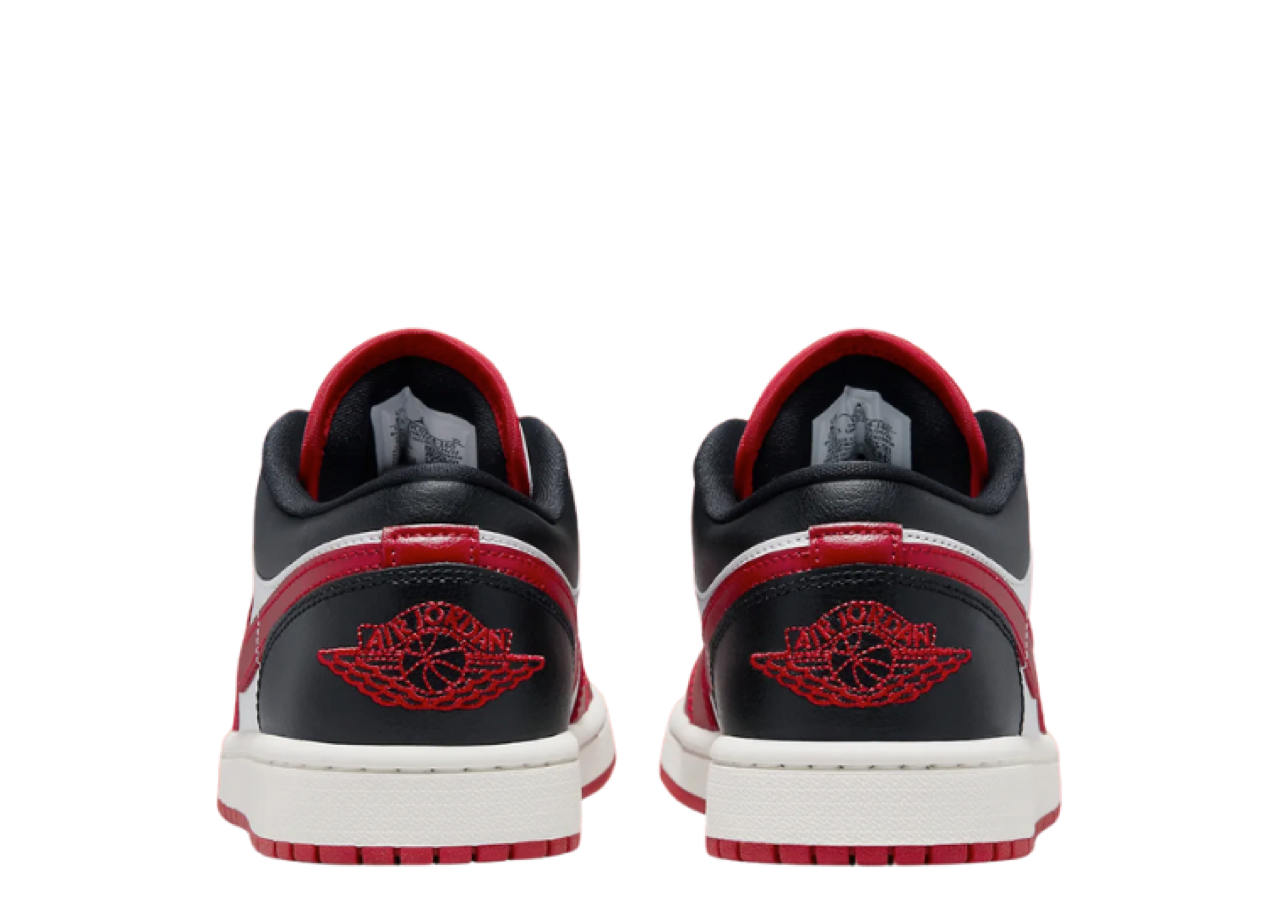 Air Jordan 1 Low Reverse Black Toe (Women's) - photo 3