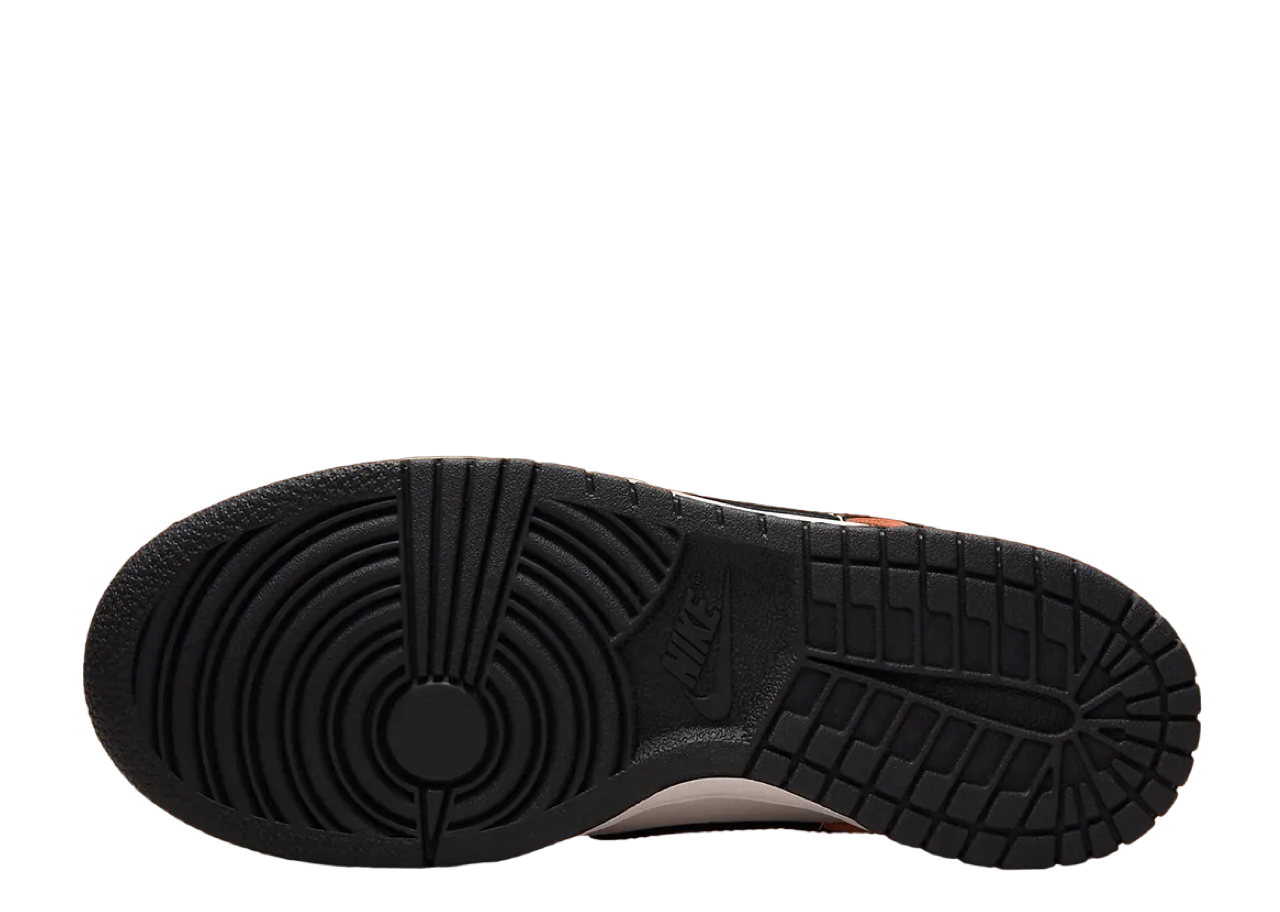 Nike Dunk Low Halloween (2022) (Grade School)  - photo 4