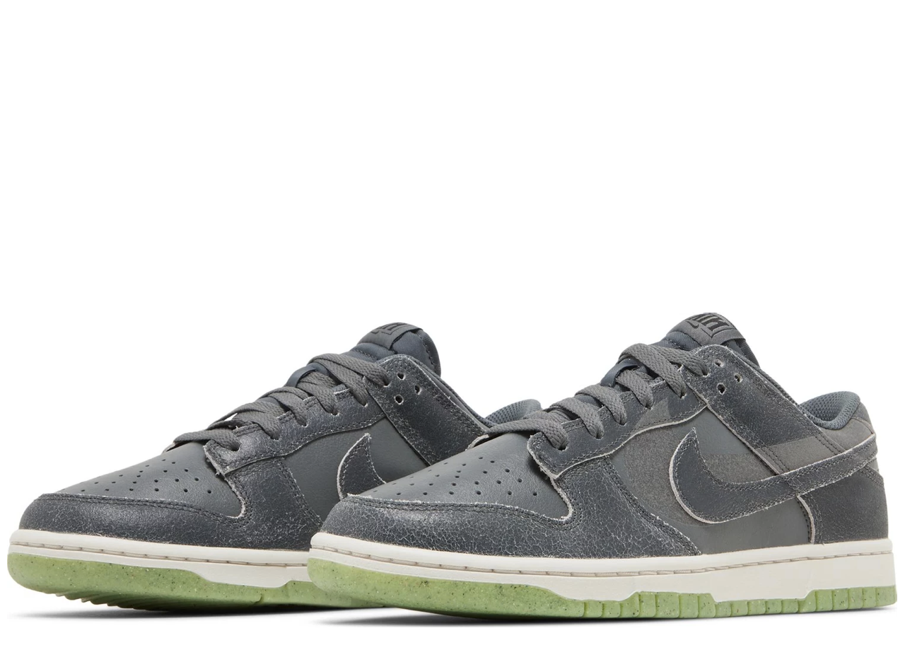 Nike Dunk Low Retro PRM Halloween (2022) - photo 2