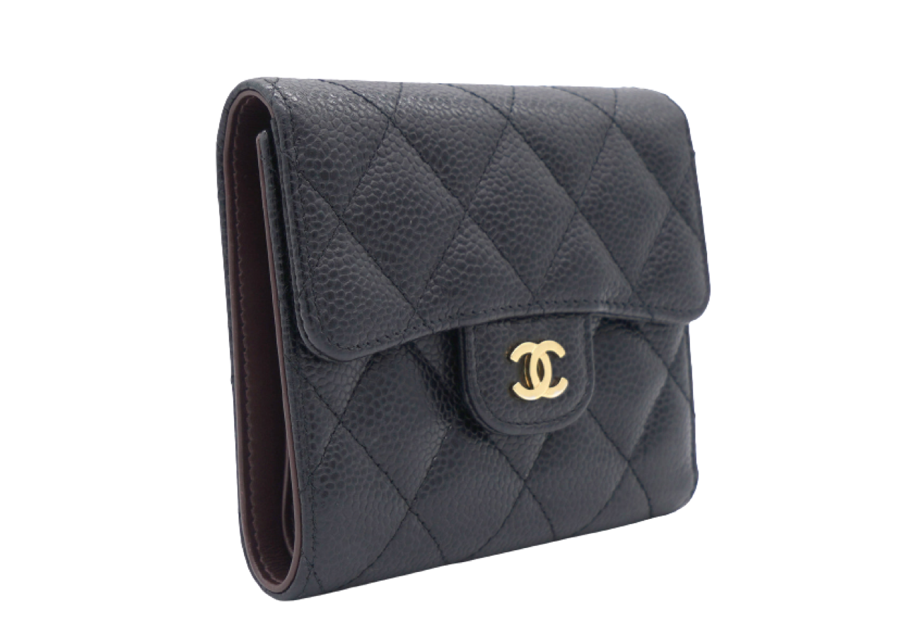 Chanel Trifold Wallet - photo 2