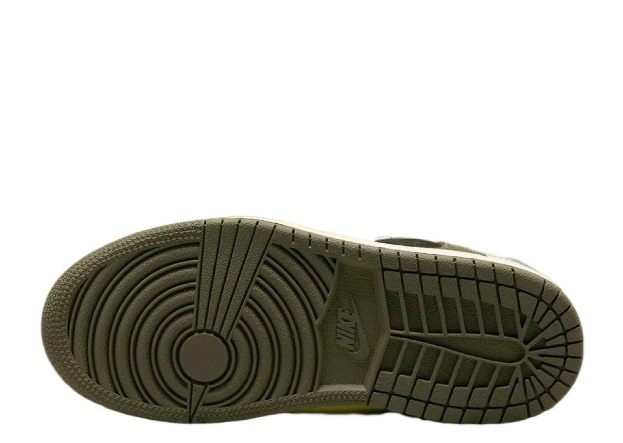 Air Jordan 1 Retro Low OG SP Travis Scott Olive (Women's) - photo 4