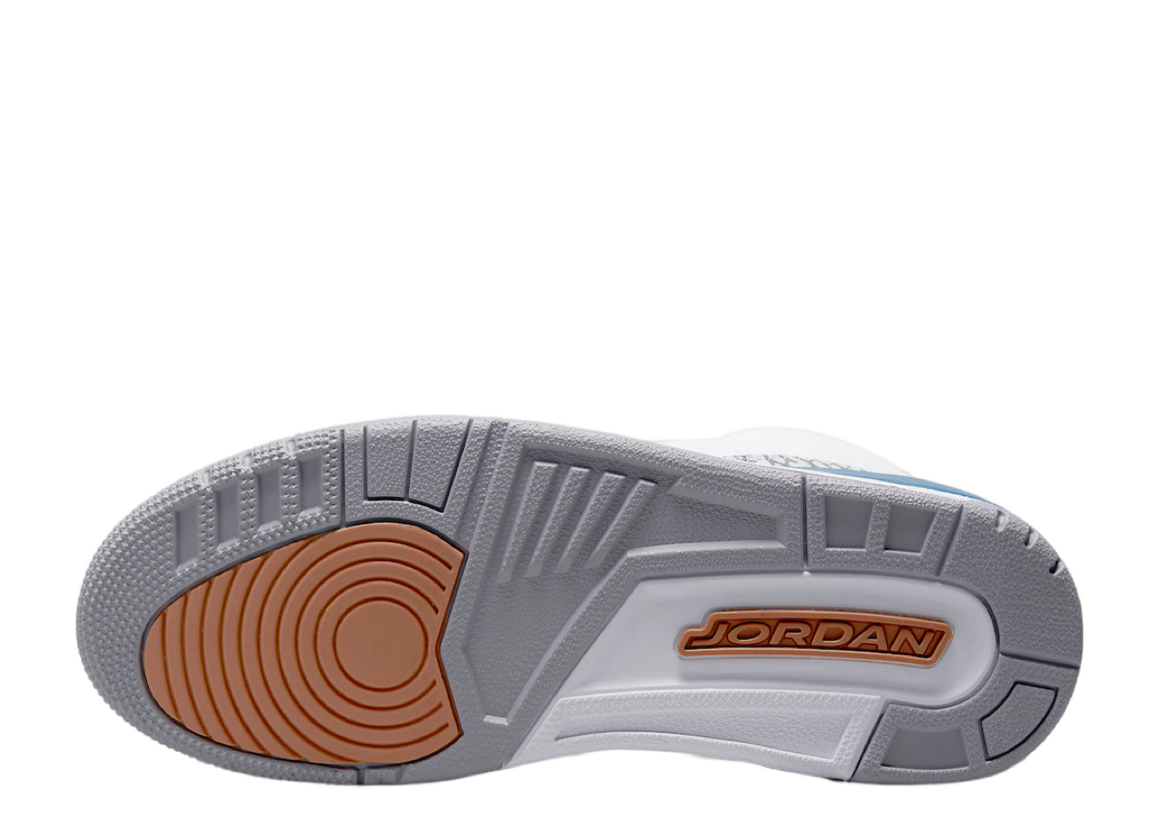 Air Jordan 3 Retro Wizards - photo 4