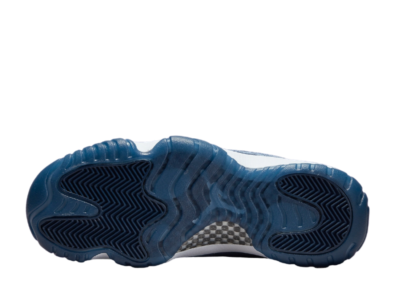 Air Jordan 11 Retro Midnight Navy (Women's) - photo 4