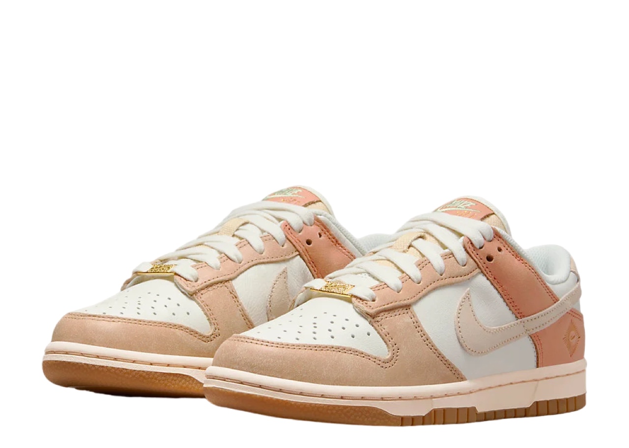 Nike Dunk Low SE Australia (Women's) - photo 2
