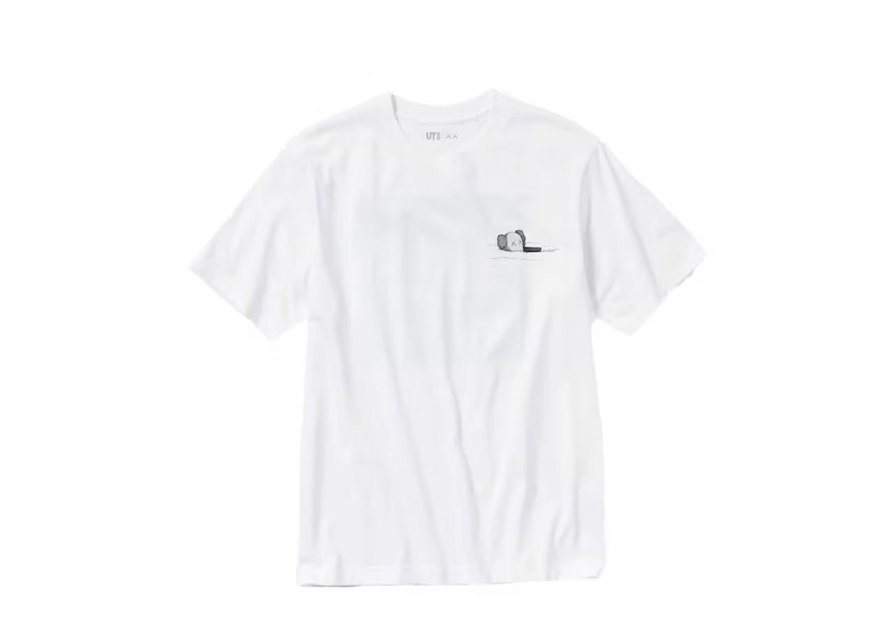 KAWS x Uniqlo UT Short Sleeve Artbook Cover T-shirt (Asia Sizing) - photo 2