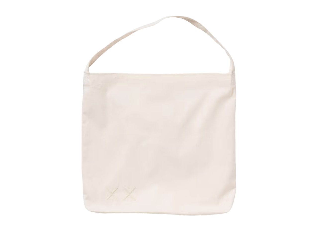 KAWS x Uniqlo Collection Set White - photo 5
