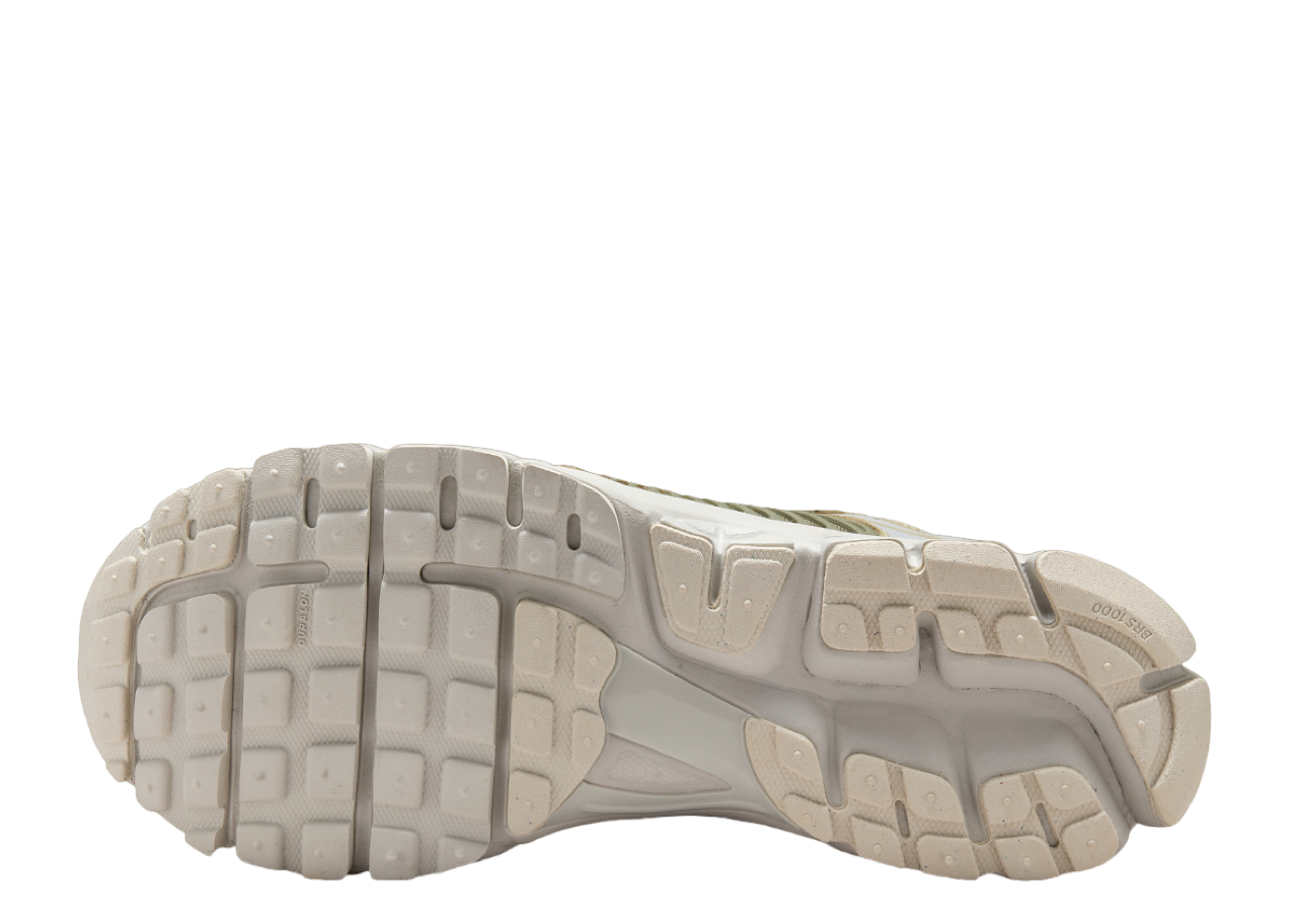 Nike Zoom Vomero 5 Neutral Olive - photo 4