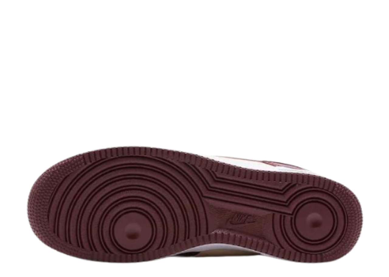 Nike Air Force 1 Low '07 Valentine’s Day (2023) - photo 4