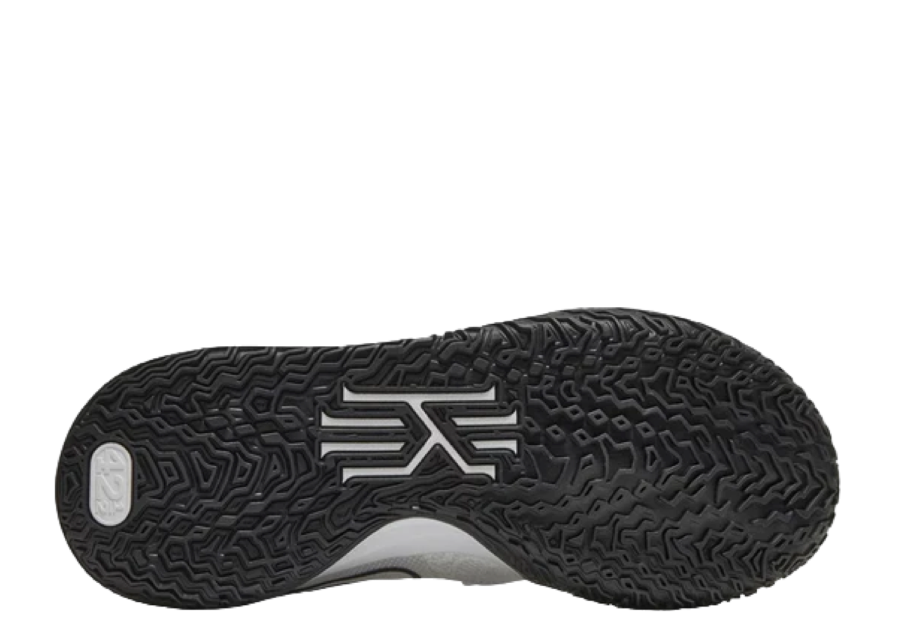 Kyrie 7 TB White Black - photo 3