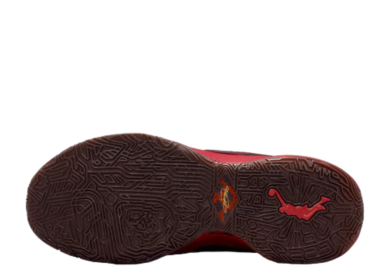 Nike Liverpool F.C. x LeBron 20 EP - photo 4