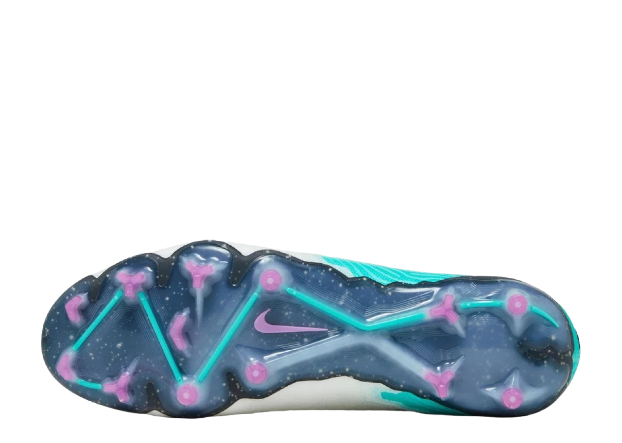 Nike Phantom GX Elite Gripknit DF FG Peak Ready Pack - photo 3