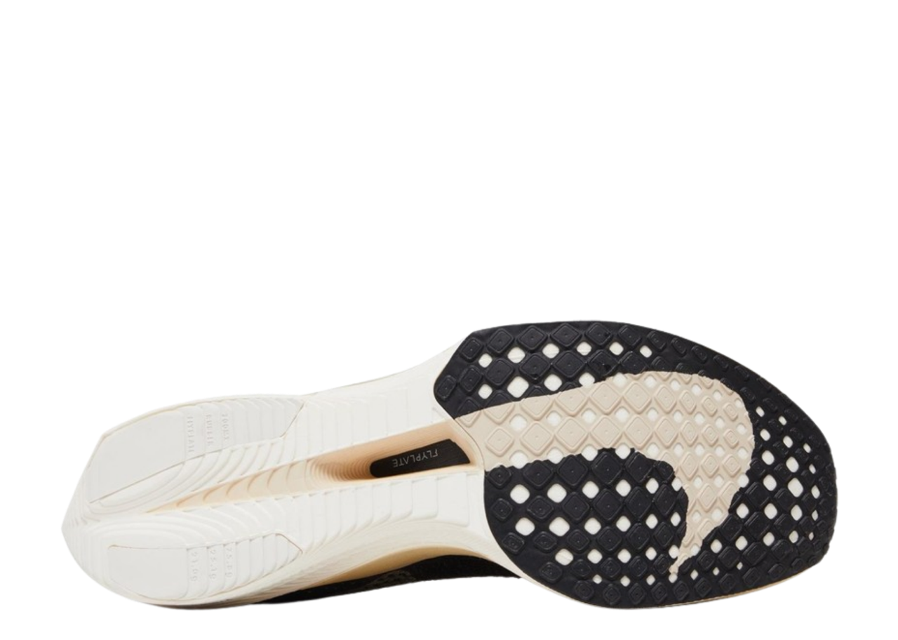 Nike ZoomX Vaporfly 3 Black Metallic Gold Grain - photo 4